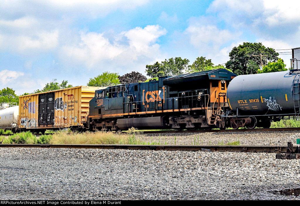 CSX 3250